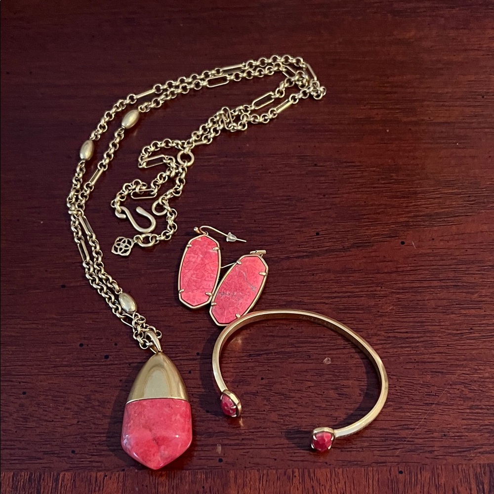 Kendra Scott Jewelry Set